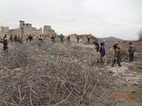 �������04