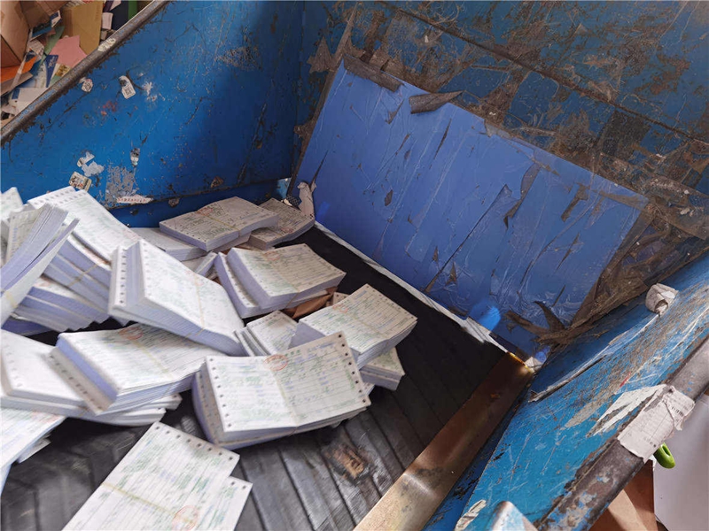 �l(f��)Ʊ�N��