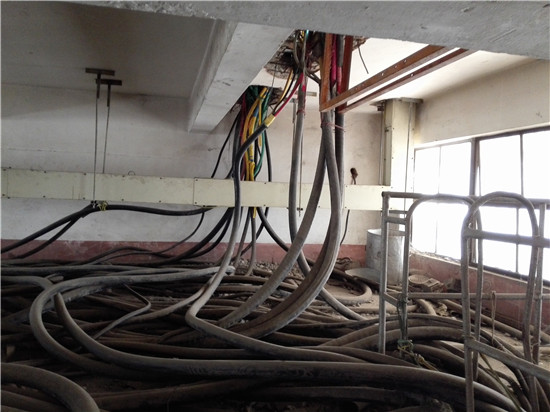 �V��늾���|����