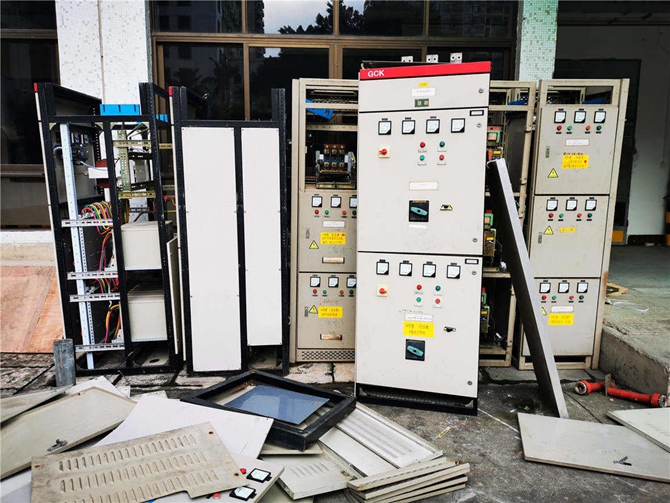 �V�ݙC�����